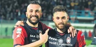 Aslan, Crotone ile temasa geçti