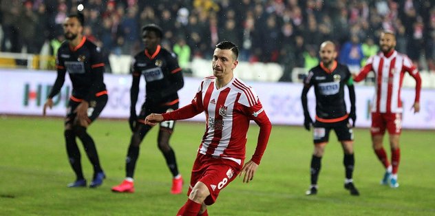 Gol sevinci gündem olmuştu! Mert Hakan'dan açıklama geldi