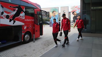 A Milli Futbol Takımı Karadağ'a gitti