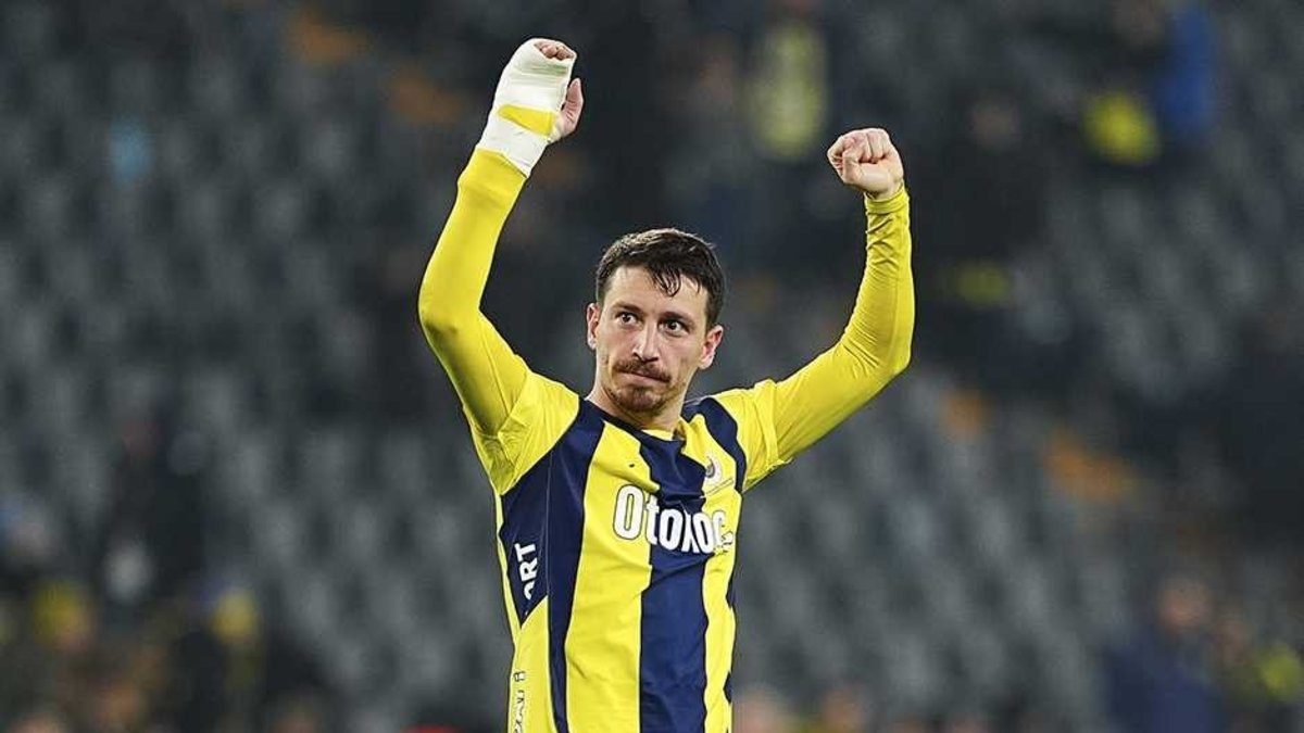 Mert Hakan Yandaş'tan derbi öncesi paylaşım!