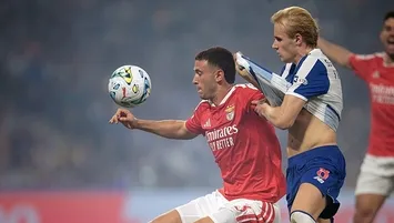 Dev maçta kazanan Porto!