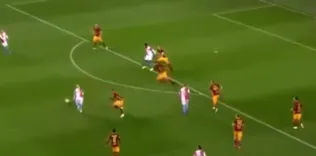 F.Bahçeli eski yıldızdan muhteşem gol!