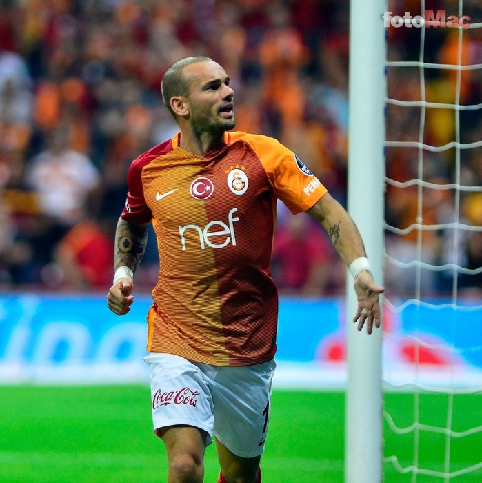 Wesley Sneijder'den flaş Galatasaray sözleri! "Kariyerime Türkiye'de devam etmek istiyorum"