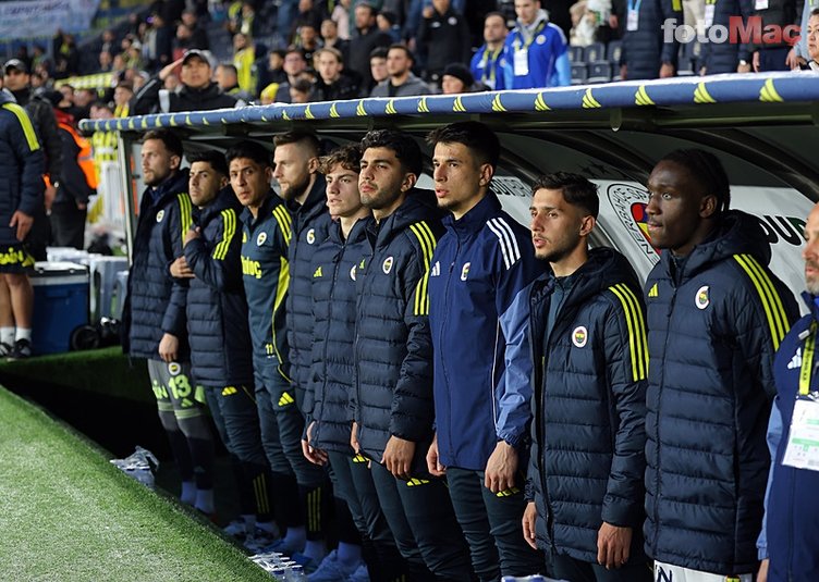 Fenerbahçe'de büyük değişim! 10 ayrılık birden