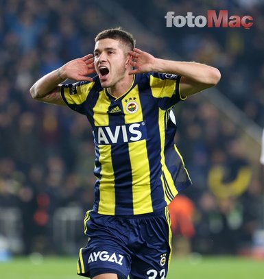 Başakşehir gözünü Fenerbahçeli yıldıza dikti!