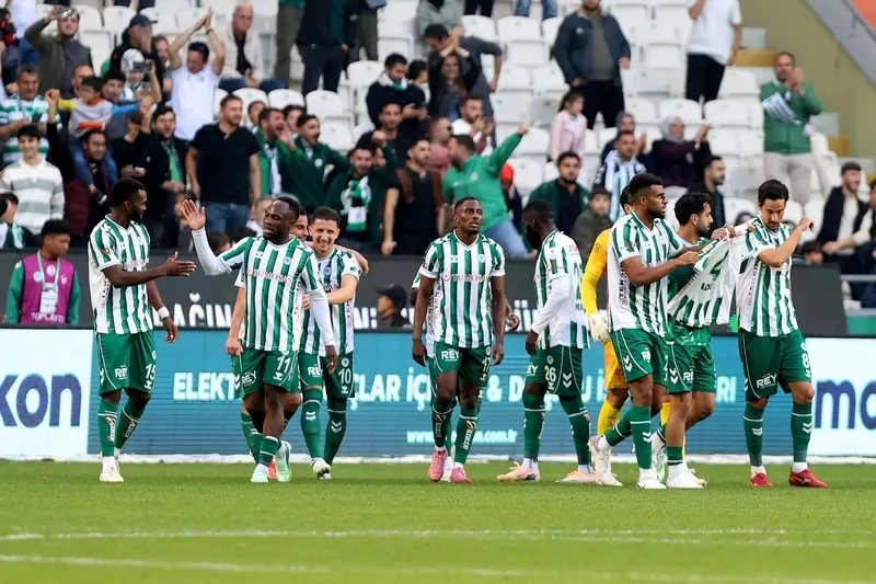 galatasarayda-konyaspor-maci-oncesi-kadro-sekilleniyor-1793356813553.jpeg
