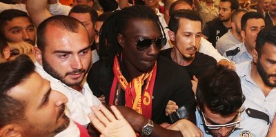 Bafetimbi Gomis, İstanbul'a geldi