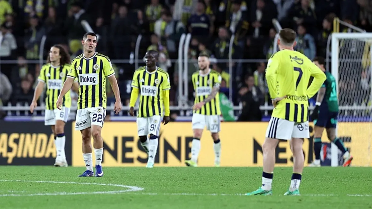 Kadıköy'de 'yönetim istifa' sesleri!