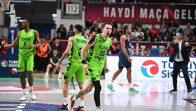 TOFAŞ evinde Anadolu Efes'i mağlup etti