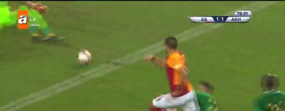 Super Kupa Finalinde Galatasaray Eren Derdiyok Ile Skoru 1 1 Yapti Videosunu Izle Fotomac Tv