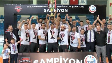 Spor Toto Hentbol Takımı şampiyonluk kupasını aldı