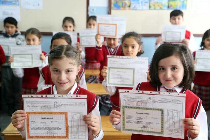 belge-alabilmek-icin-not-ortalamasi-kac-olmali-tesekkur-takdir-belgesi-puan-hesaplama-1750321568672.jpeg