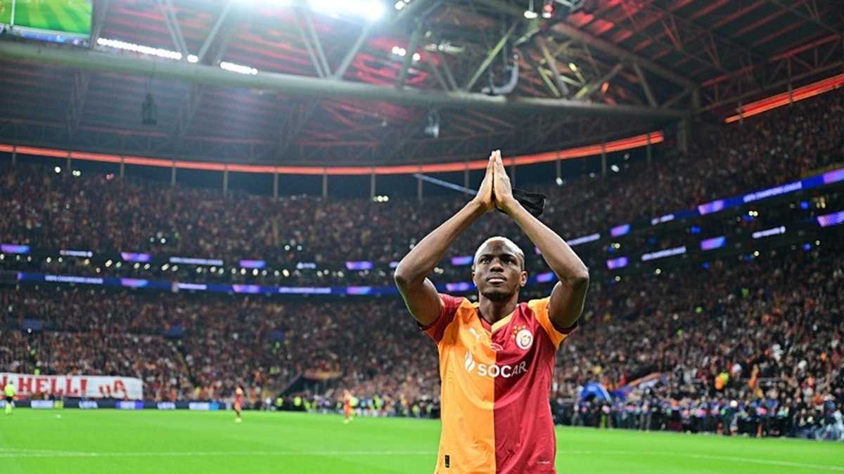Victor Osimhen'den dikkat çeken Galatasaray sözleri! Sakatlığı sonrası Nijerya'ya gitmişti