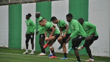 Aslan’a gözdağı