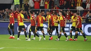 Göztepe tam gaz