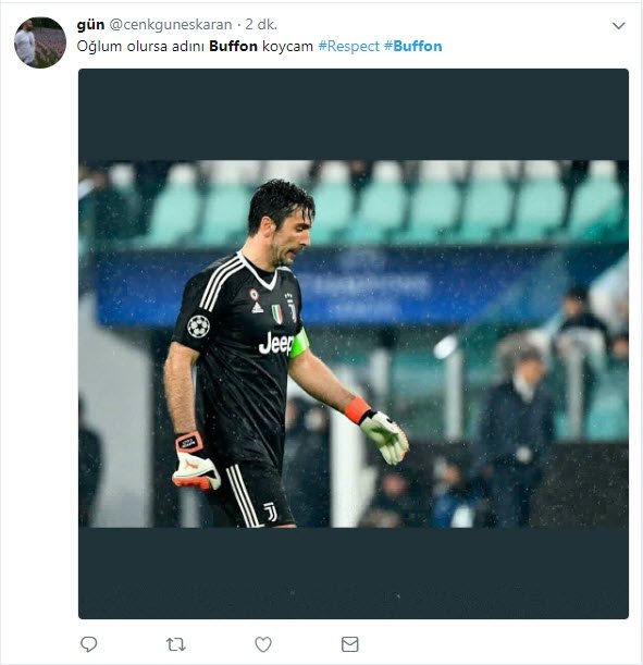 Buffon Şampiyonlar Ligi'nde kaybetti sosyal medyada kazandı!