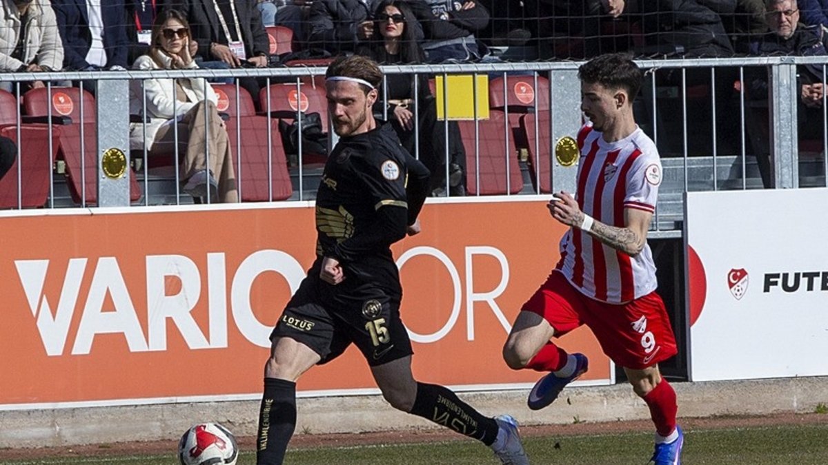 Bolu'da kazanan Arca Çorum FK!