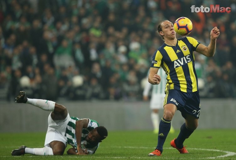 Son dakika spor haberleri: Fenerbahçe'den kiralanan Michael Frey Belçika'da kral oldu! "Bu adamın heykelini dikin"