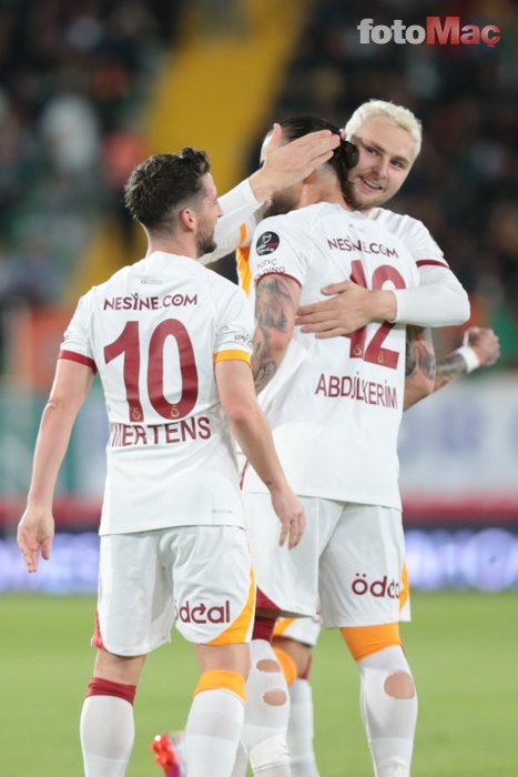 Nihat Kahveci'den Galatasaray'a övgü dolu sözler! "Şampiyonluğa hepsi inanıyor"