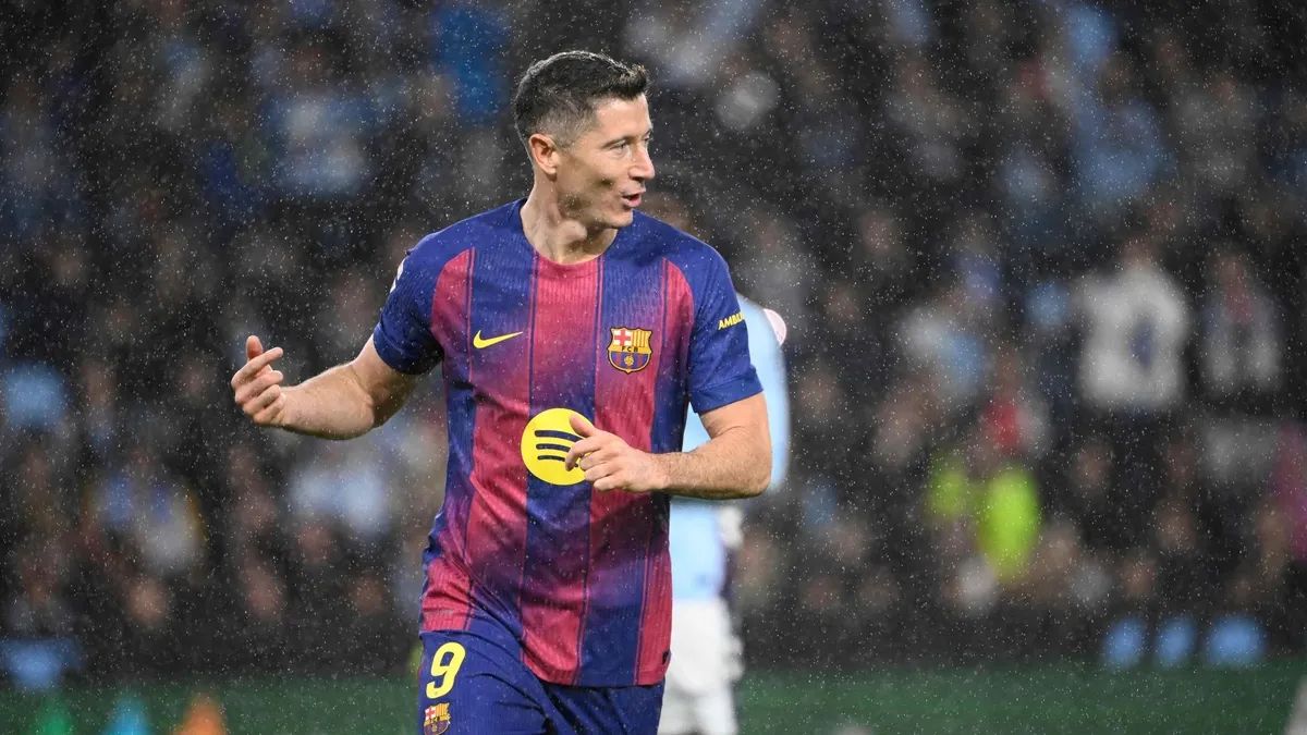 Fenerbahçe'de hedef varsa yoksa Lewandowski! Ara transferde...