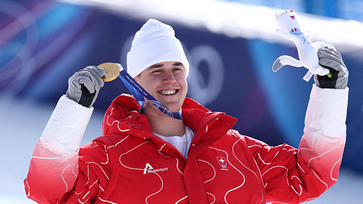 Milano-Cortina Kış Olimpiyatları'nda ilk altın madalya Franjo von Allmen'in!