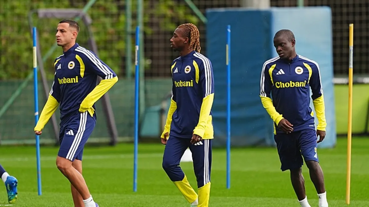 Fenerbahçe'de sürpriz ayrılık! Devre arasında veda edecek