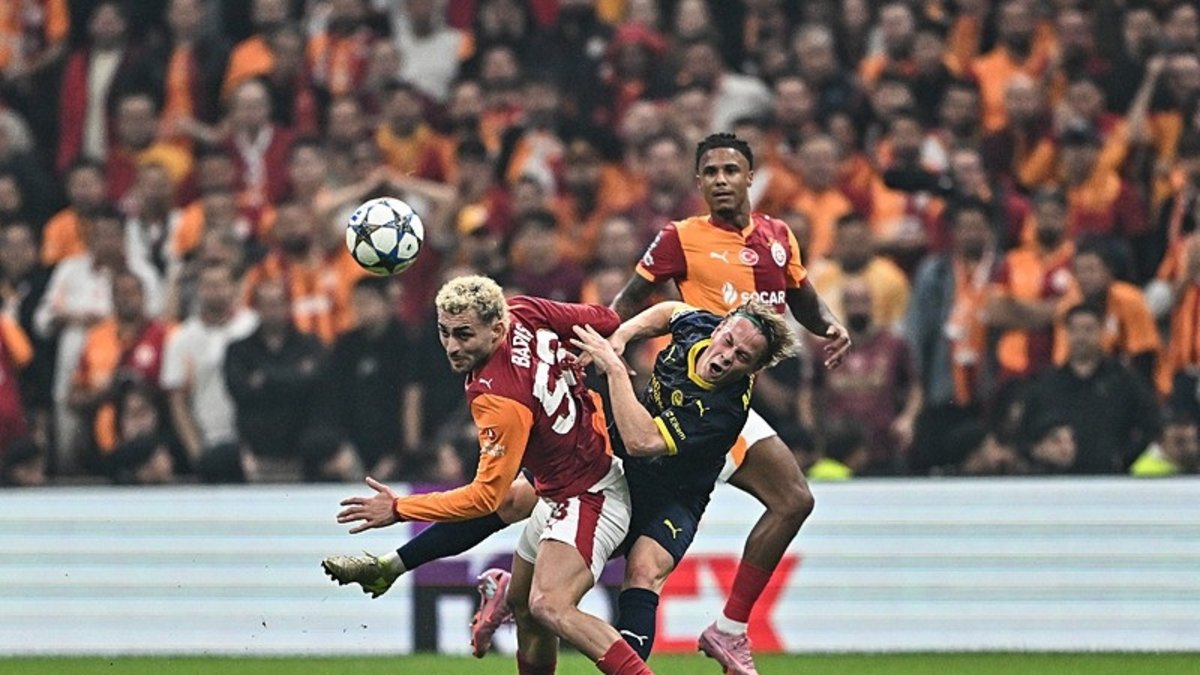Galatasaray taraftarından Barış Alper Yılmaz'a şok tepki! Galatasaray taraftarından Barış Alper Yılmaz'a şok tepki!