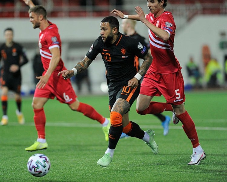 Netherlands Trash Gibraltar With 7 0 On Road Fotomac