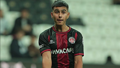 Sakaryaspor Samed Onur'u kadrosuna kattı