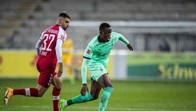 Freiburg -  Borussia Mönchengladbach: 2-2 | MAÇ ÖZETİ İZLE