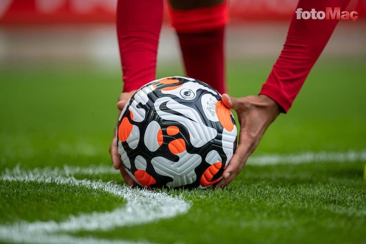 TRANSFER HABERLERİ: Dünyaca ünlü yıldız futbolcular Süper Lig'e! Beşiktaş, Fenerbahçe ve Galatasaray...