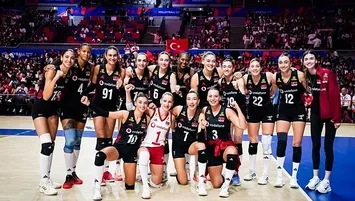 Sultanlar yarı final aşkına