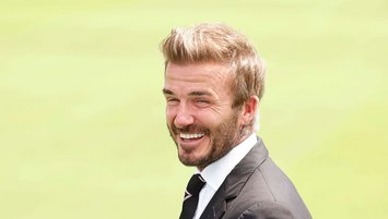 David Beckham ve Gerrard'a büyük onur!