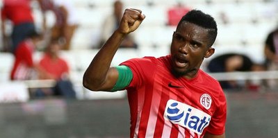 Eto'o Timsah'a acımadı