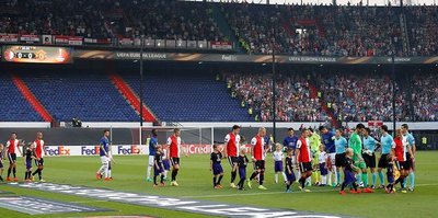 Feyenoord evinde aslan