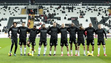 Beşiktaş'ta flaş gelişme! Boateng ve Lens Türkiye'den ayrıldı