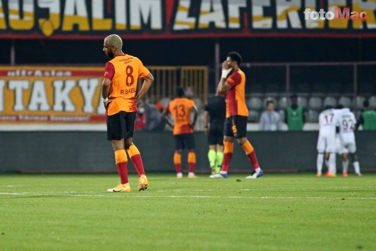 Son dakika spor haberleri: Galatasaray yönetimi kötü gidişatın faturasını kesti! Karar ve ceza...