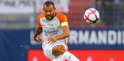 Montpellier'den 42 yaşındaki Hilton'a yeni sözleşme