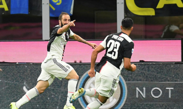 Juventus Inter'den liderliği iki golle kaptı!
