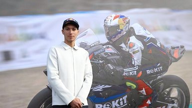 Bizimkiler sahne alacak