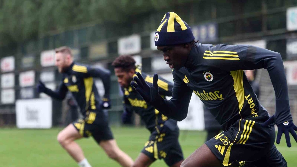 Fenerbahçe'de, Trabzonspor maçı hazırlıkları başladı!