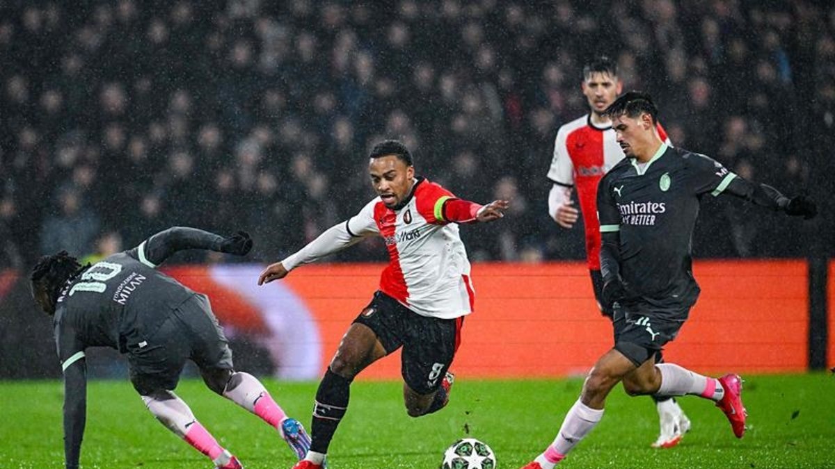Feyenoord 1-0 Milan (MAÇ SONUCU - ÖZET) Feyenoord 1-0 Milan (MAÇ SONUCU - ÖZET)