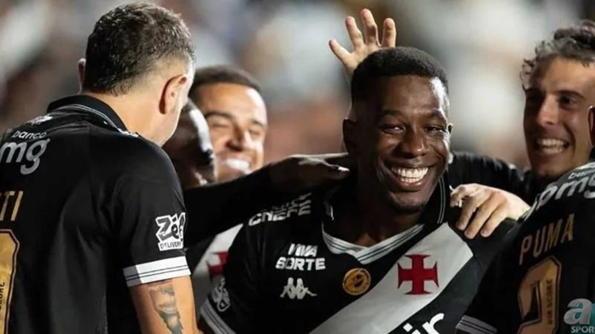 GALATASARAY HABERLERİ | Cuesta yeni takımında kahraman ilan edildi! GALATASARAY HABERLERİ | Cuesta yeni takımında kahraman ilan edildi!