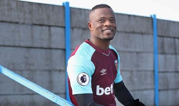 Evra futbolu bıraktı