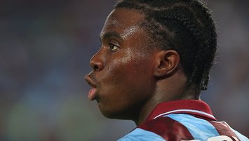 Oulai ışıl ışıl parlıyor