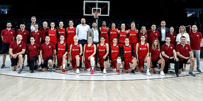 A Milli Kadın Basketbol Takımı İspanya'ya gitti