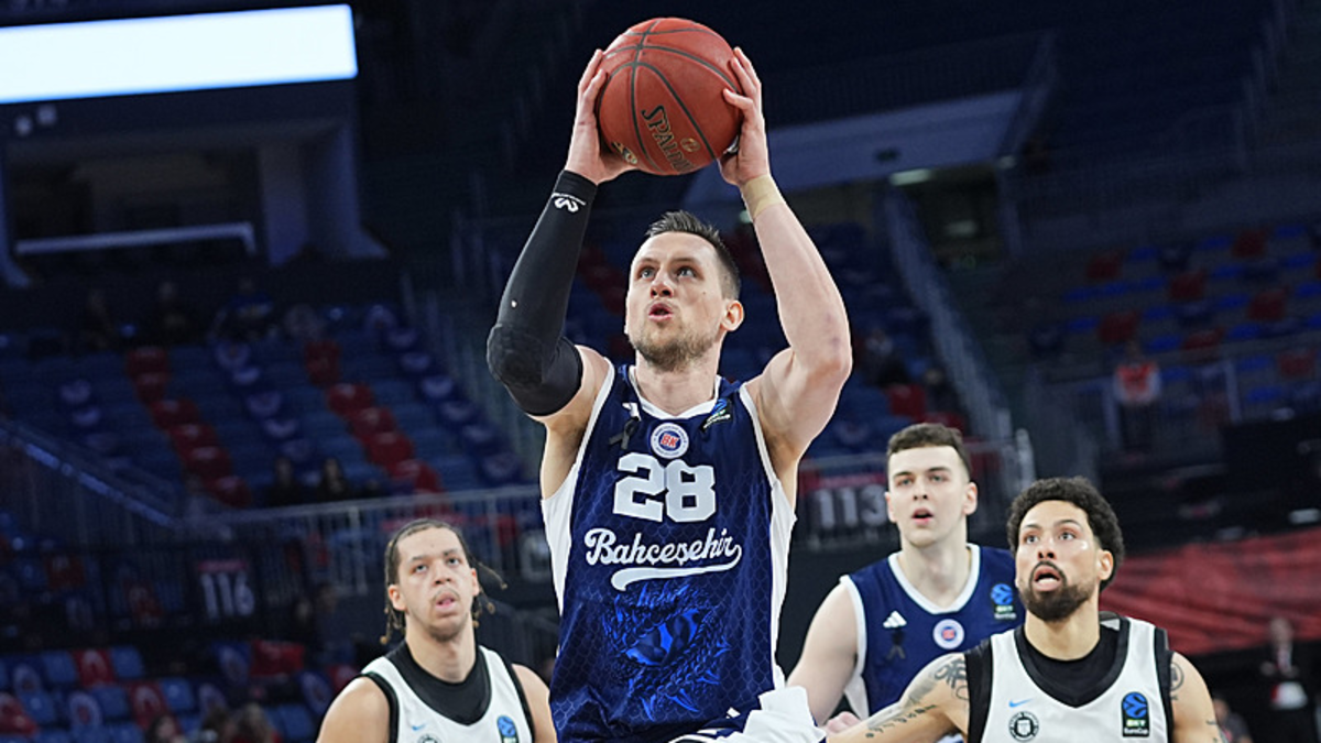 Bahçeşehir Koleji farklı kazandı: 105-68