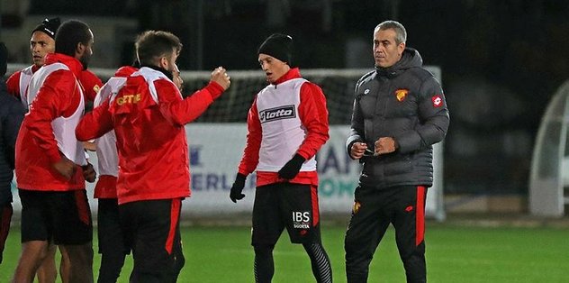 Göztepe'de yabancı transfer operasyonu