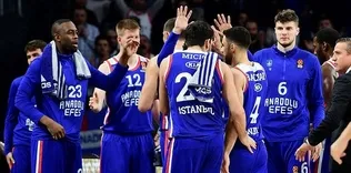 Anadolu Efes’ten net galibiyet
