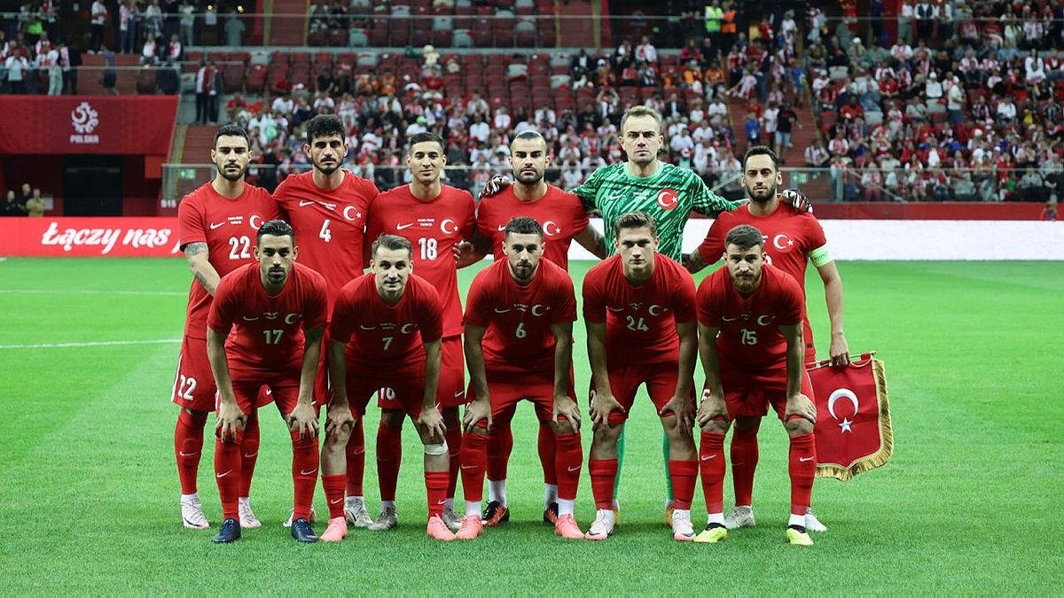 A Milli Futbol Takımı'nın idmanında 2 eksik!